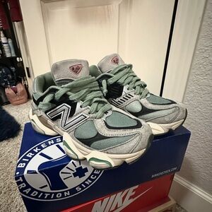 New Balance 9060 Shoes